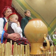 Folklorą skleidžiančių šeimų sambūris Jiezne