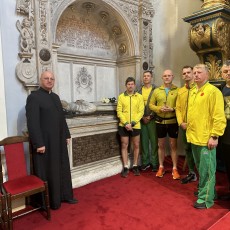 SIMBOLINIS PALAIMINTOJO MYKOLO GIEDRAIČIO SUGRĮŽIMAS Į LIETUVĄ SIMBOLINIS PALAIMINTOJO MYKOLO GIEDRAIČIO SUGRĮŽIMAS Į LIETUVĄ