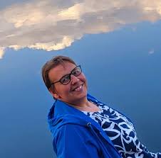 DALYTIS IR ŠVĘSTI GYVENIMĄ DALYTIS IR ŠVĘSTI GYVENIMĄ